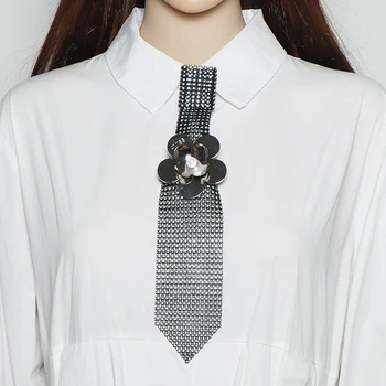 חברה חדש עניבה מתכת פרח קליפ יהלומים מלאכותיים לקישוט העניבה המכללה סגנון עניבה עבור בנות DC004