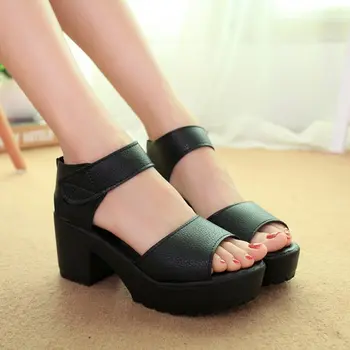 נשים סנדלים בקיץ נעליים פיפ הבוהן עקבים גבוהים אישה טריזי אופנה מוצק מקרית נוח מזדמן פלטפורמה נשית Sandales